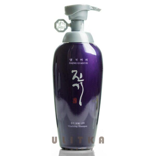 Регенерирующий шампунь  Daeng Gi Meo Ri Vitalizing Shampoo (500 мл)