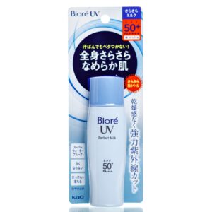 Матирующее солнцезащитное молочко Biore UV Perfect Milk Sunscreen SPF50+ PA++++ (40 мл) – Купити в Україні Ulitka Beauty