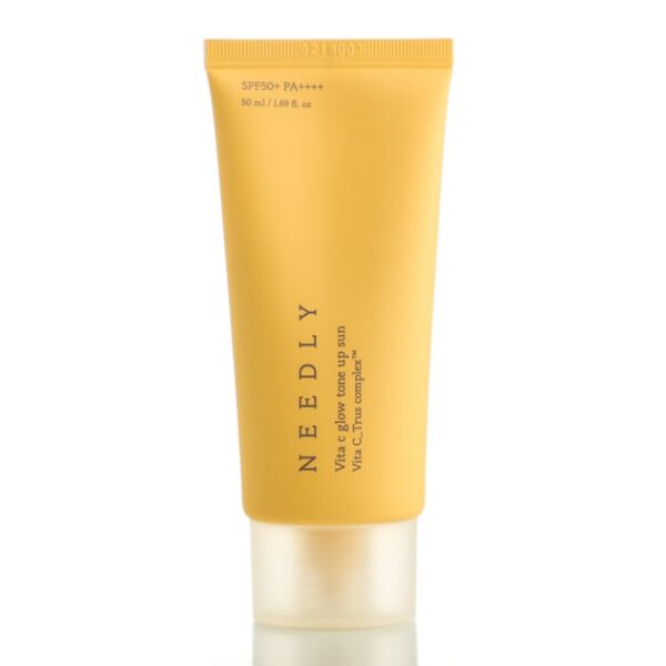 Солнцезащитный крем с эффектом осветления и сияния  Needly Vita C Glow Tone Up Sun SPF 50+ PA++++ (50 мл)