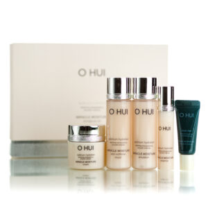 Набор увлажняющий с керамидами миниатюры O HUI Miracle Moisture Special Gift Set (5 Items) (1 шт) – Купити в Україні Ulitka Beauty