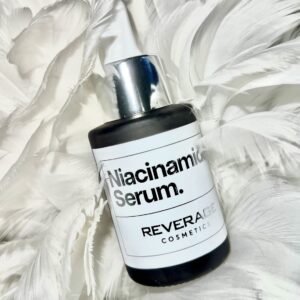 Укрепляющая сыворотка с 5% ниацинамидом REVERAGE Niacinamide Serum  (30 мл) – Купити в Україні Ulitka Beauty