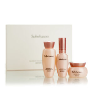 Набор антивозрастных средств Sulwhasoo Bloomstay Vitalizing Kit (3 Items) (1 шт) – Купити в Україні Ulitka Beauty