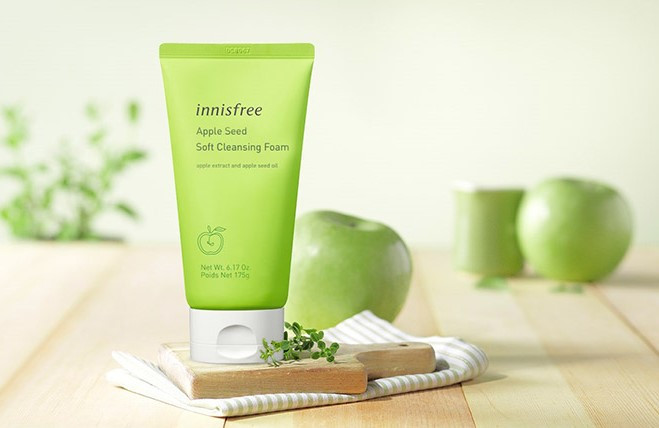 Увлажняющая пенка с экстрактом яблока - 1 фото галереи Innisfree Apple Seed Deep Cleansing Foam (150 мл) - 1 фото галереи