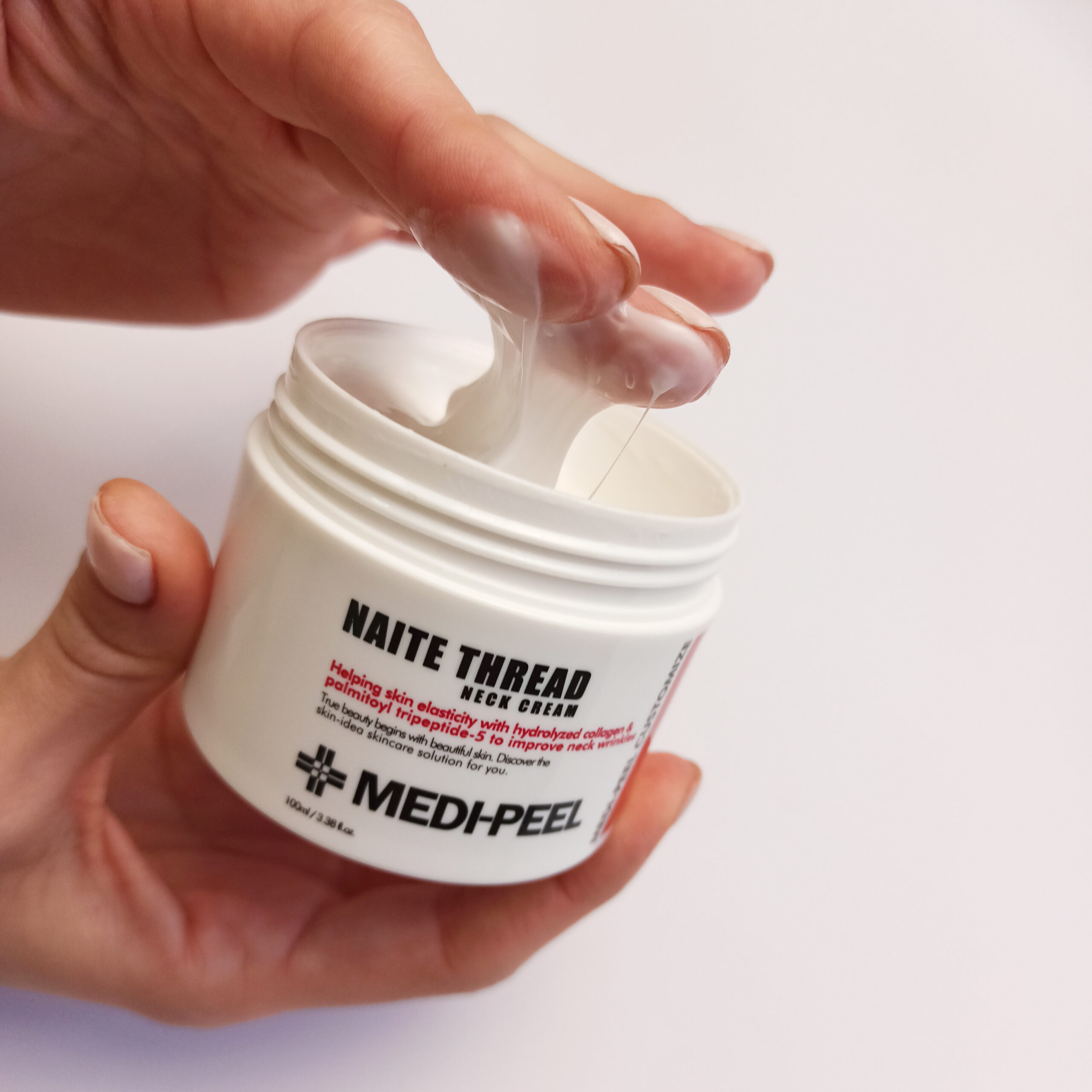 Антивозрастной подтягивающий крем для шеи с пептидами - 1 фото галереи MEDI-PEEL Premium Collagen Thread Neck Cream (100 мл) - 1 фото галереи