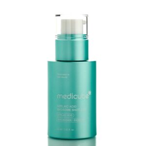 Сыворотка с азелаиновой кислотой, экзосомами и спикулами для проблемной кожи  Medicube Azelaic Acid Exosome Shot 2000 (30 мл) – Купити в Україні Ulitka Beauty