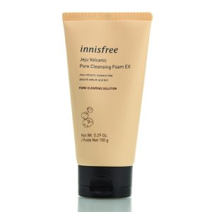 Пенка для умывания с вулканической глиной Innisfree Jeju Volcanic Pore Cleansing Foam (150 мл) – Купити в Україні Ulitka Beauty Пенка для умывания с вулканической глиной Innisfree Jeju Volcanic Pore Cleansing Foam (150 мл) – Купити в Україні Ulitka Beauty