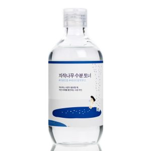 Увлажняющий тонер для лица ROUND LAB Birch Juice Moisturizing Toner (300 мл) – Купити в Україні Ulitka Beauty