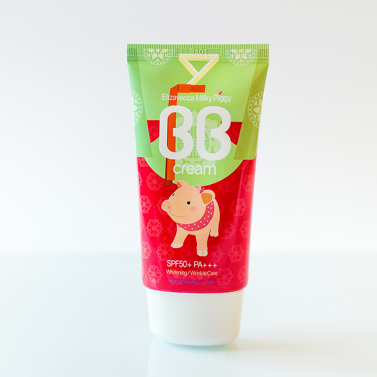 Увлажняющий ВВ крем с гиалуроновой кислотой Elizavecca Milky Piggy BB Cream SPF 50 (50 мл)